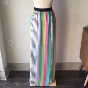 NWT LF Maxi Skirt